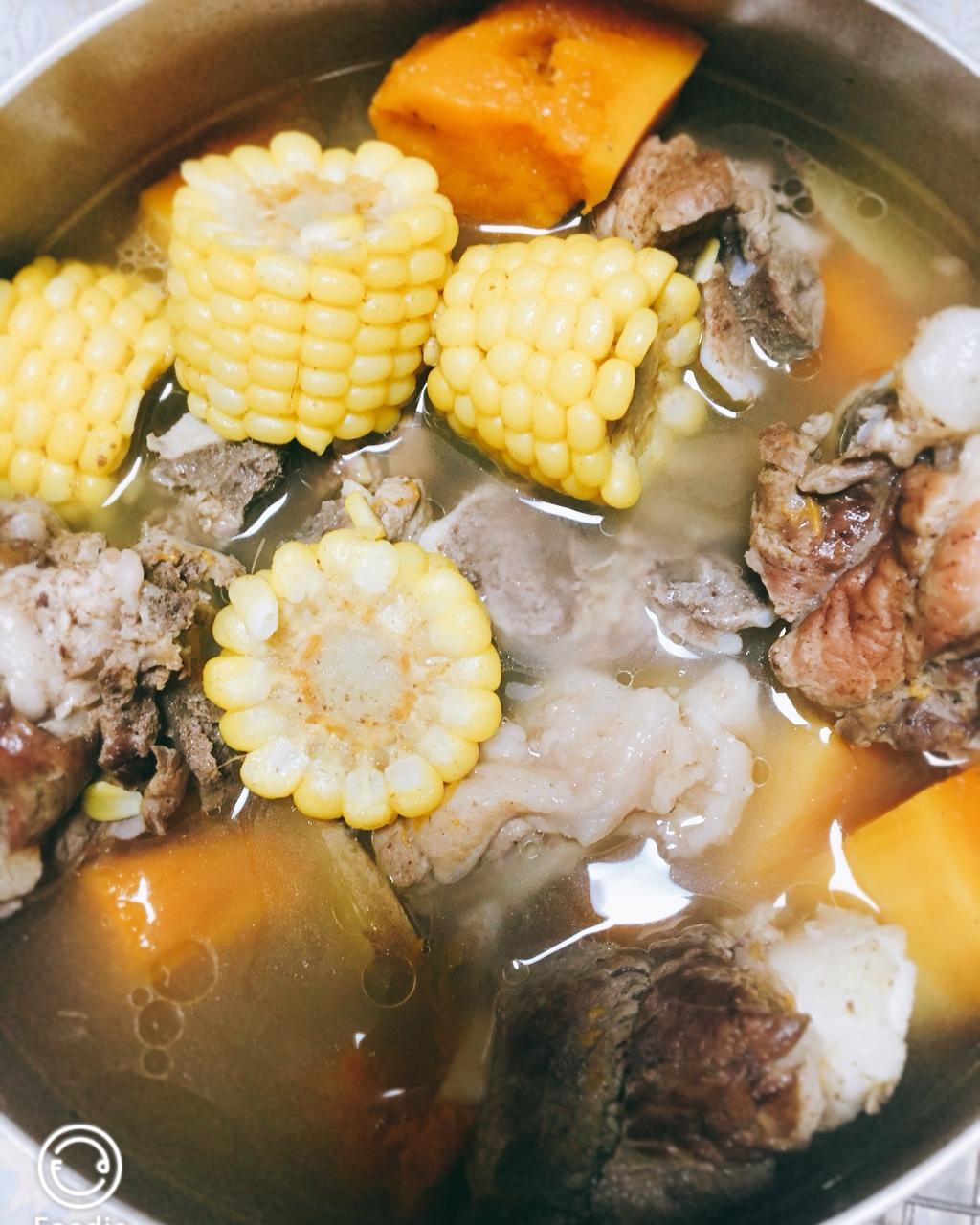 玉米排骨汤
