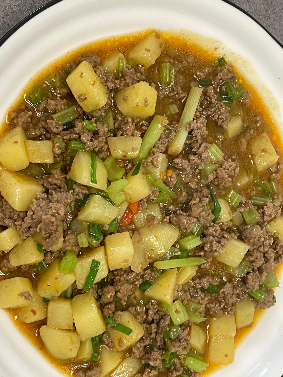 【多汁麻辣牛肉末烧土豆】-15分钟搞定的下饭菜