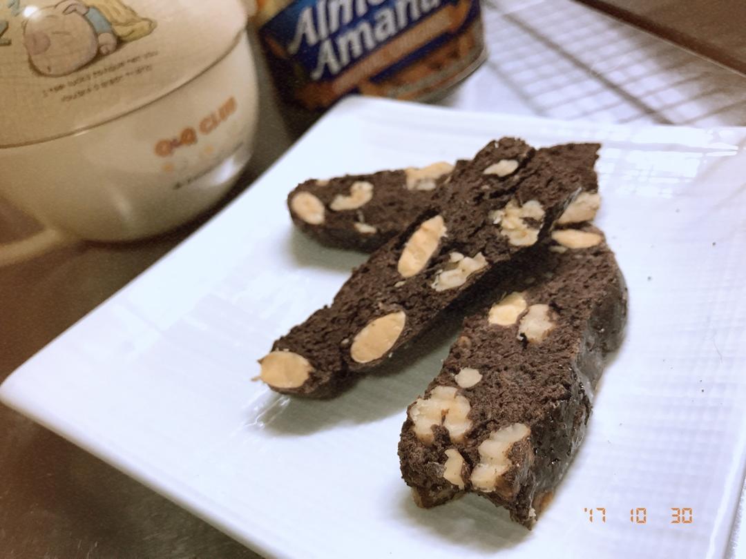 无油杏仁巧克力意式脆饼丨健康·零食（附7个意式脆饼成功要点）