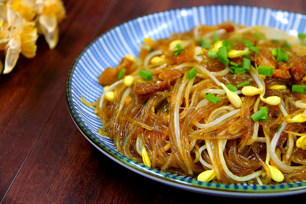 炒粉丝，豆芽粉丝的做法