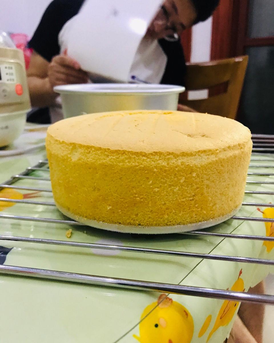 极致细腻的低脂戚风（2蛋6寸）