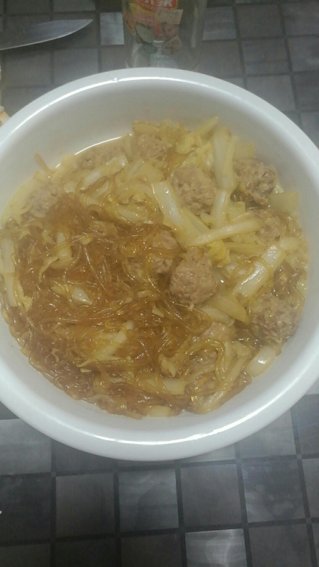 炖肉或者丸子熬菜