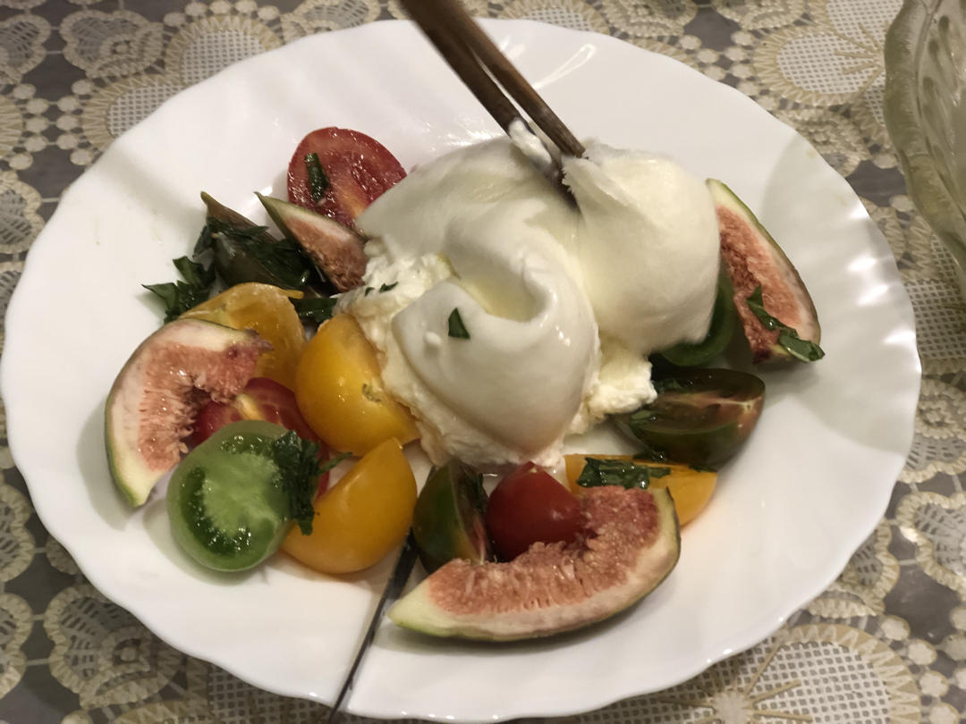 卡普里风味沙拉insalata caprese/水牛芝士沙拉（布拉塔burrata可做）