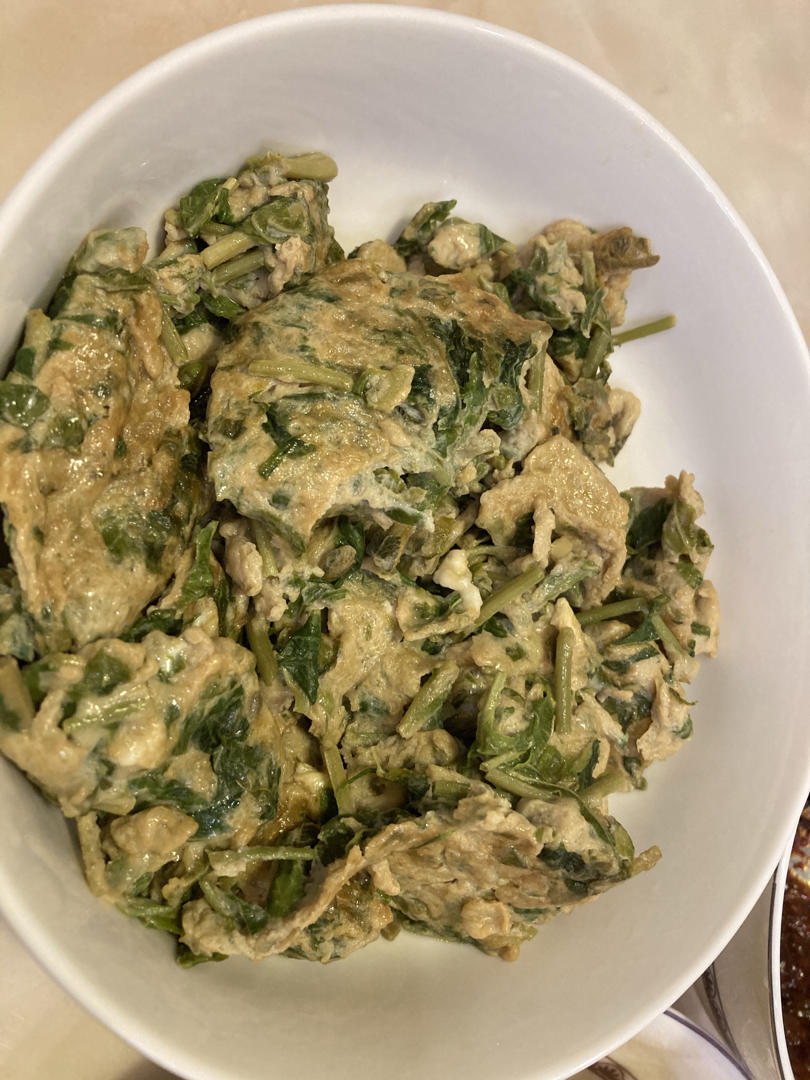香椿鸡蛋饼