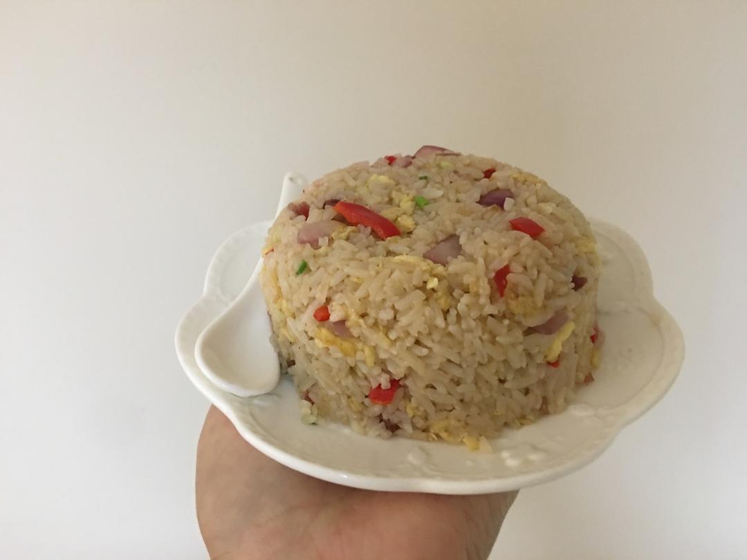 火腿鸡蛋炒饭