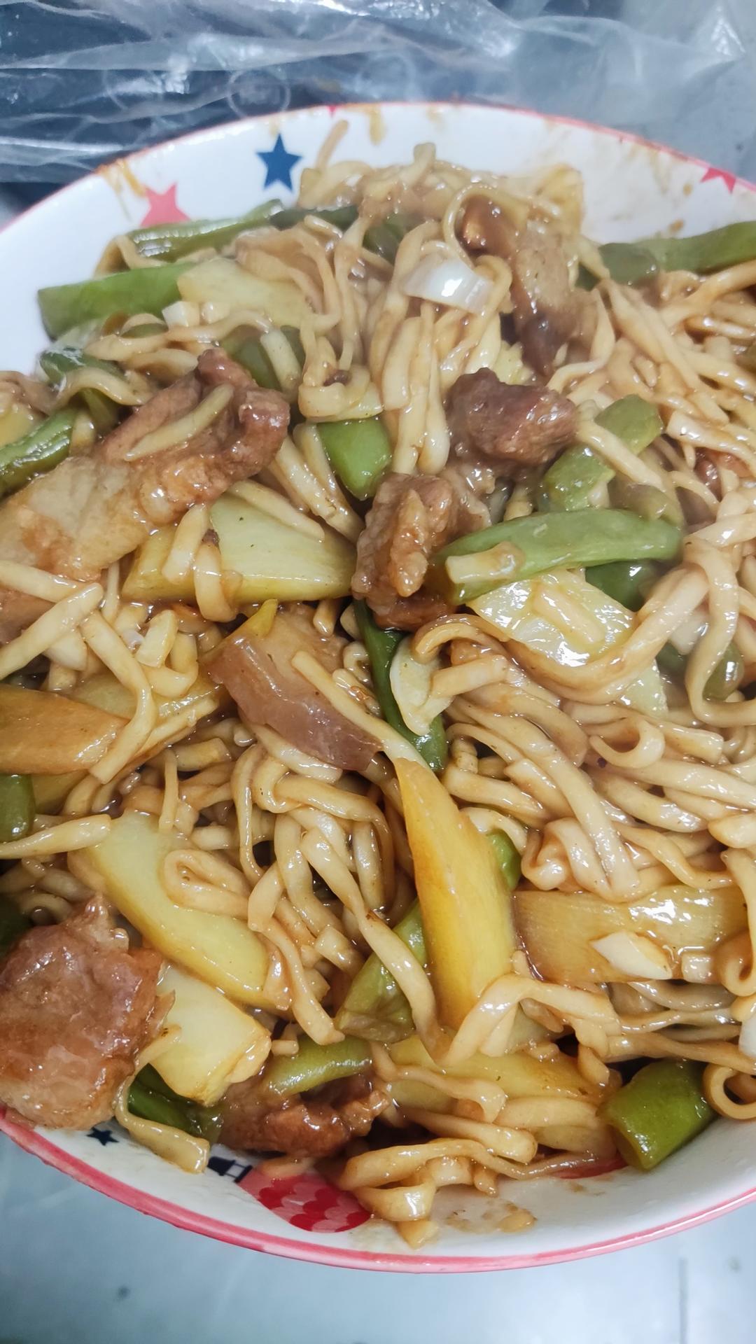 豆角焖面
