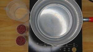 红豆小麦马蹄糕做法，马蹄糕制作流程，糕点详细教程的做法 步骤2