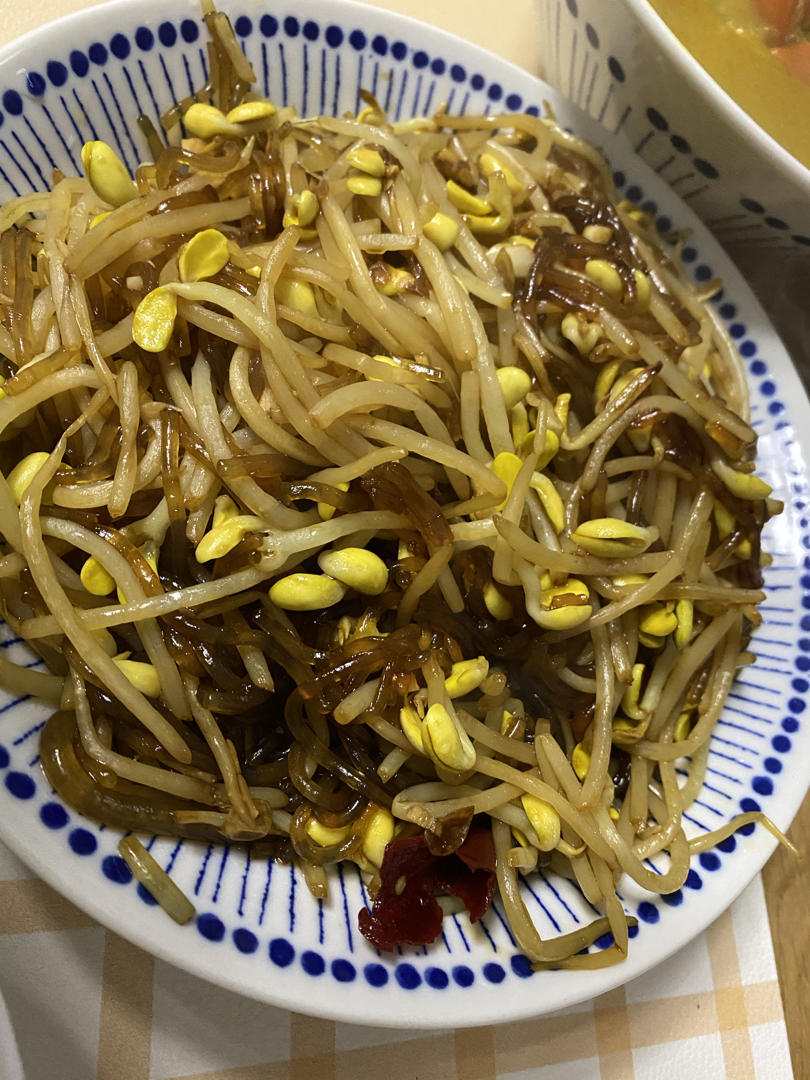 黄豆芽炒粉条