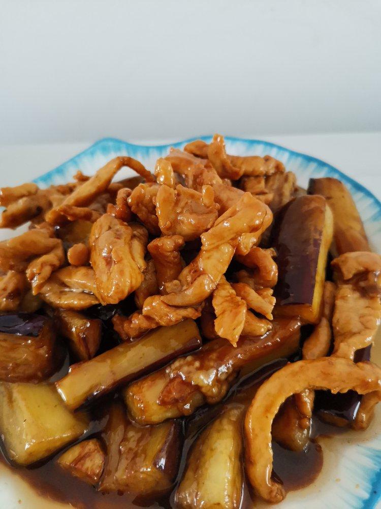 网红菜红烧茄子煲