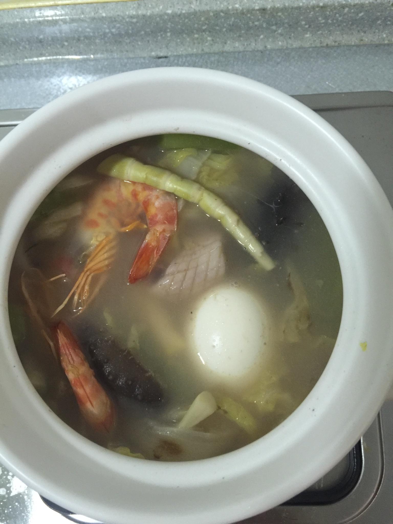 炖汤三鮮锅的做法