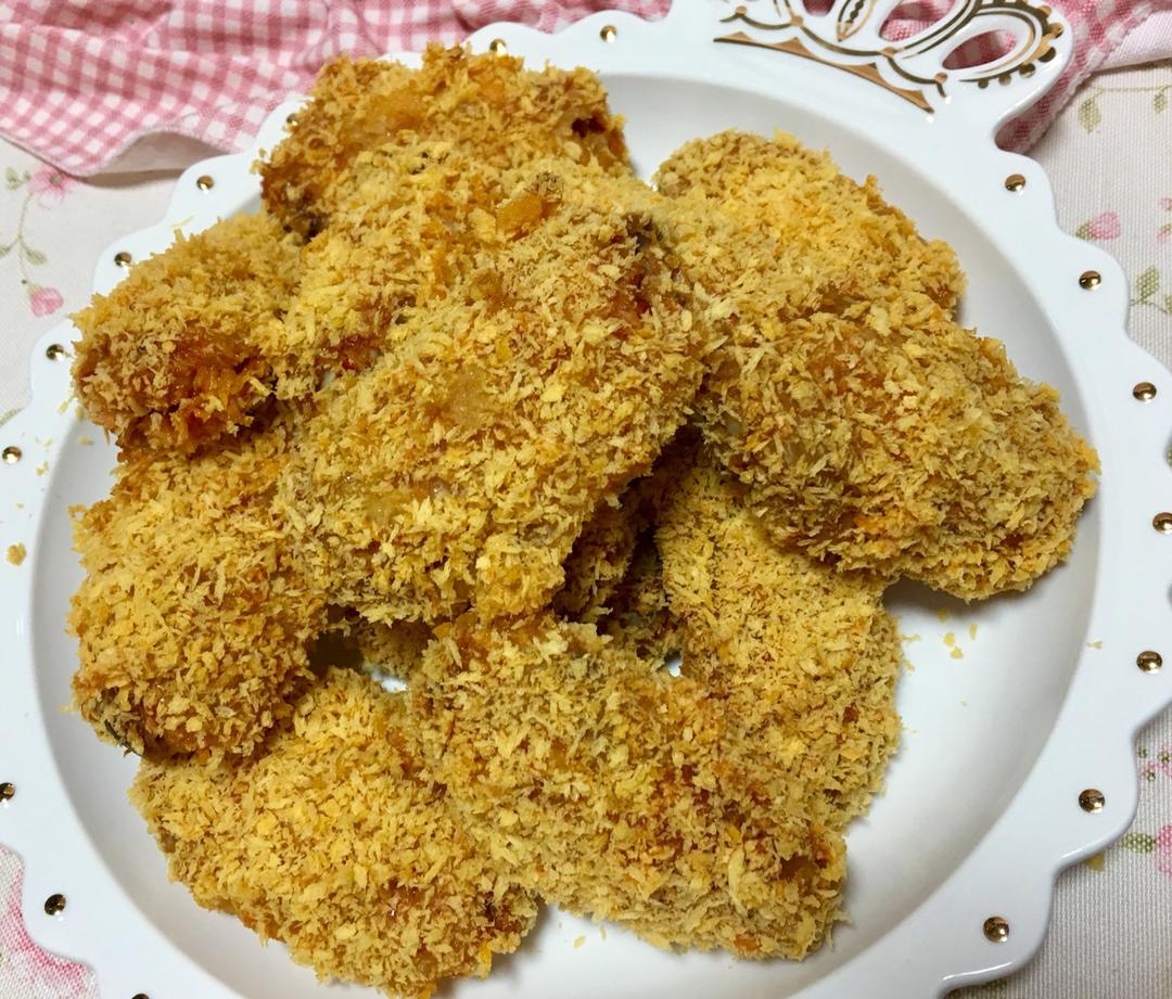 做过 烤鸡翅(面包糠版) 用的奥尔良蜜汁腌的,出烤箱