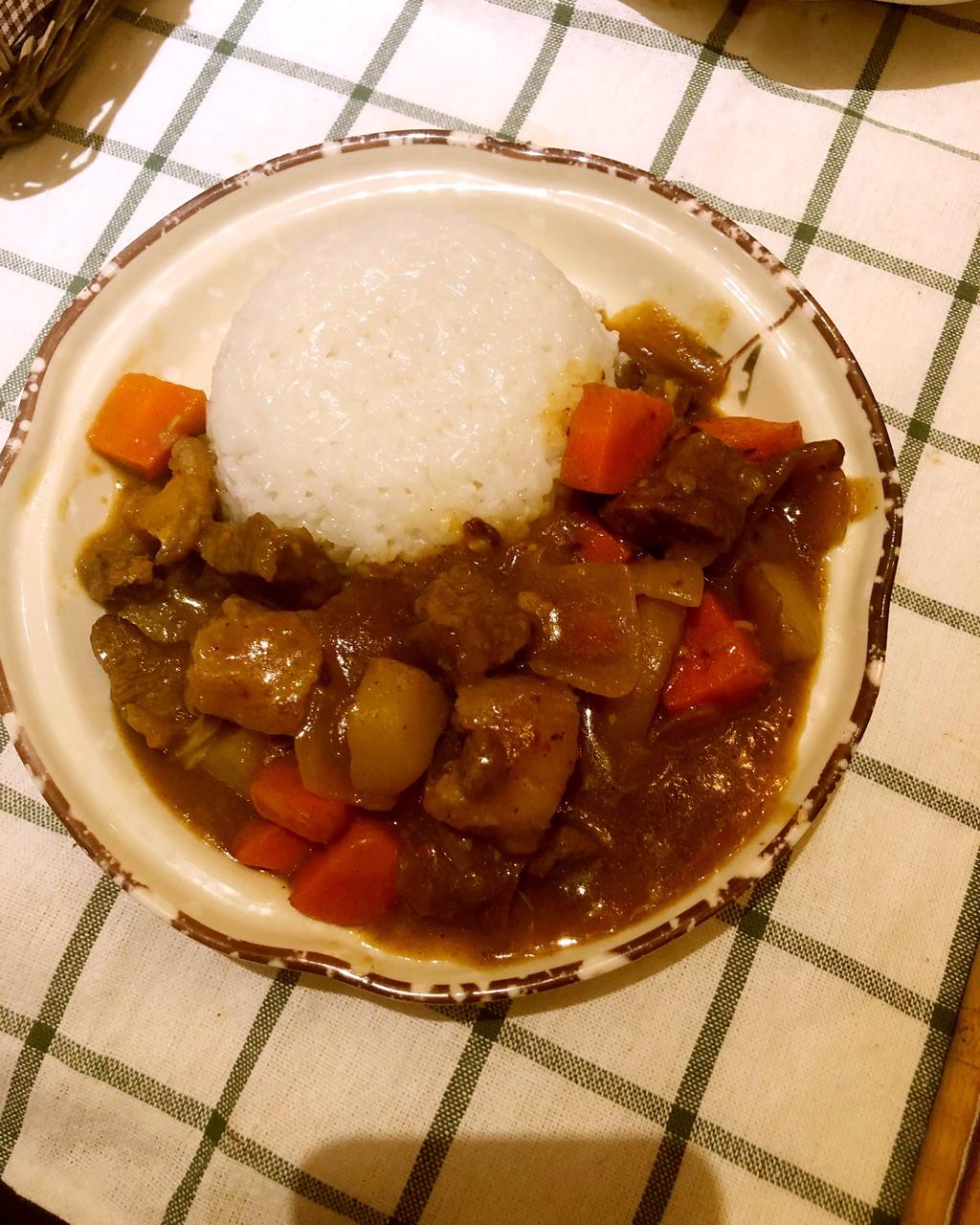 迪丽冷吧做的咖喱牛肉