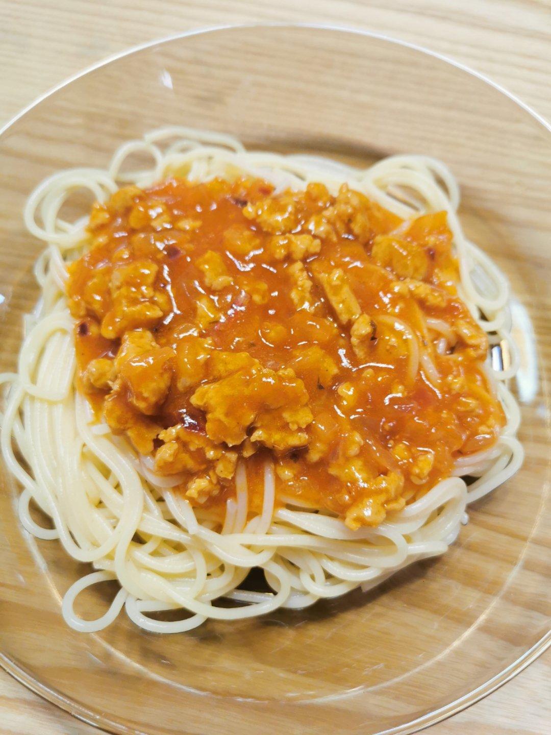 番茄肉酱意大利面