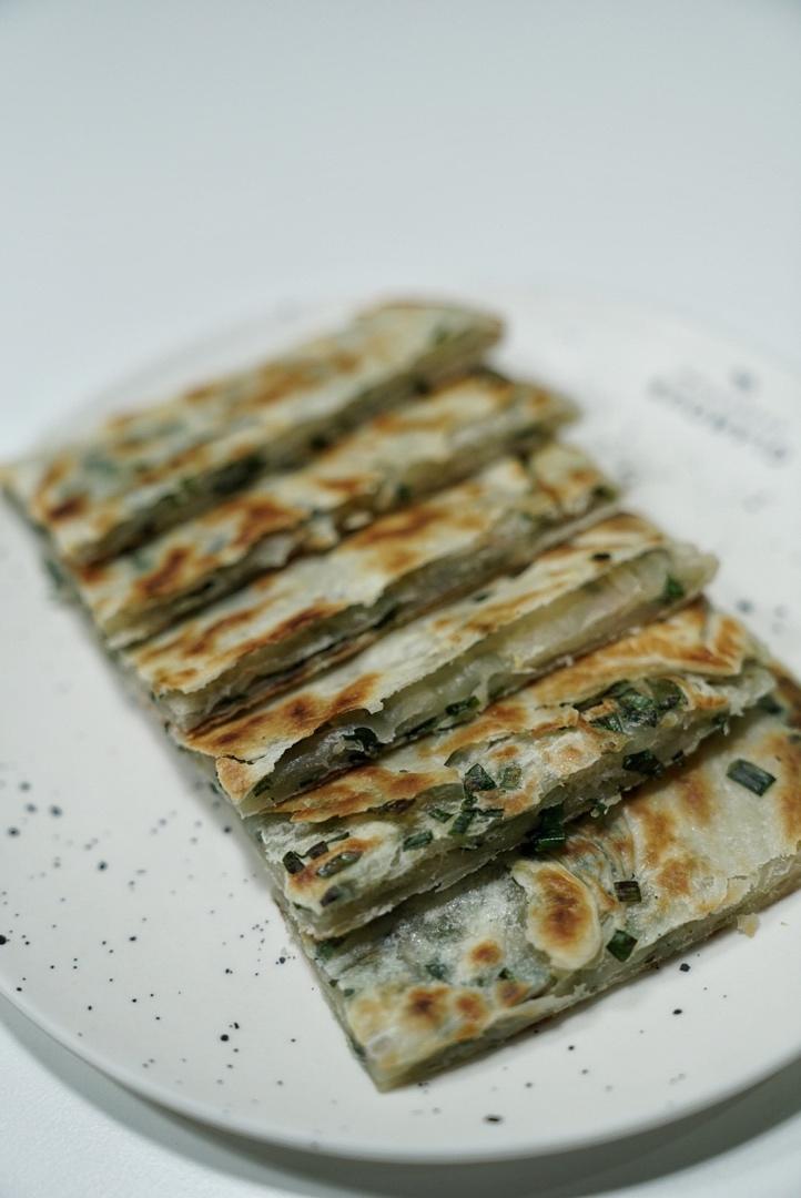 葱油饼-自己做薄脆酥香层层分明且一点儿都不油