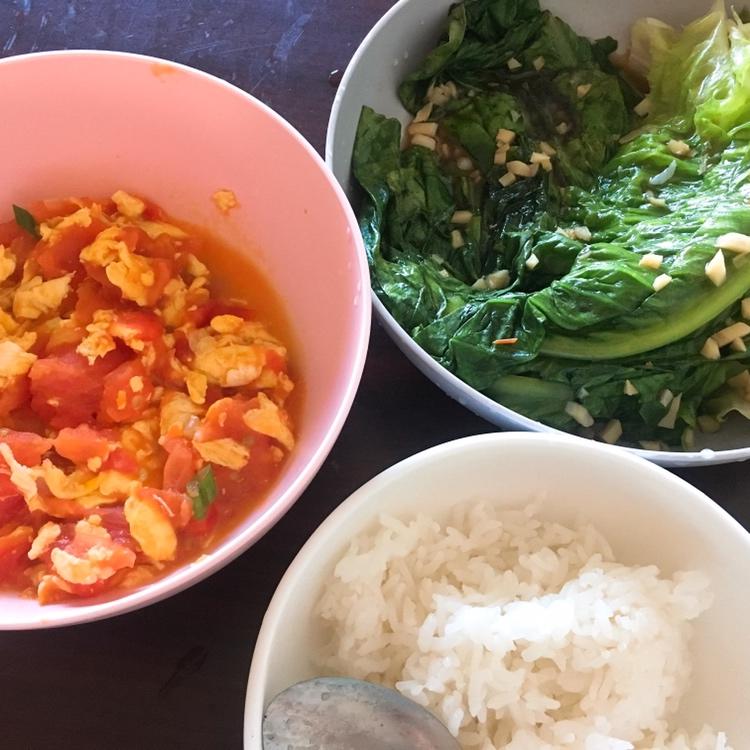 西红柿炒鸡蛋时，多加这一步，鸡蛋香嫩又入味