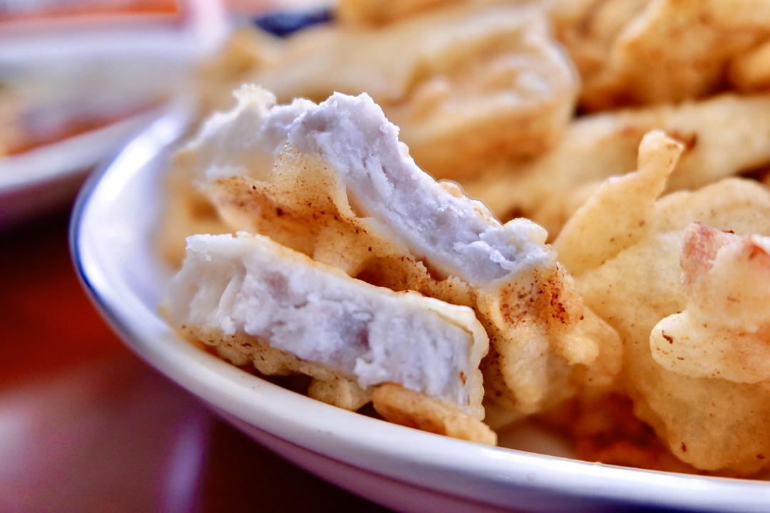 虾酥-芋头酥-酥肉（外酥内糯的芋头酥，超级简单的酥糊调制方法！不用复炸）