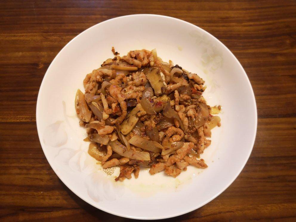 肉丝炒洋葱