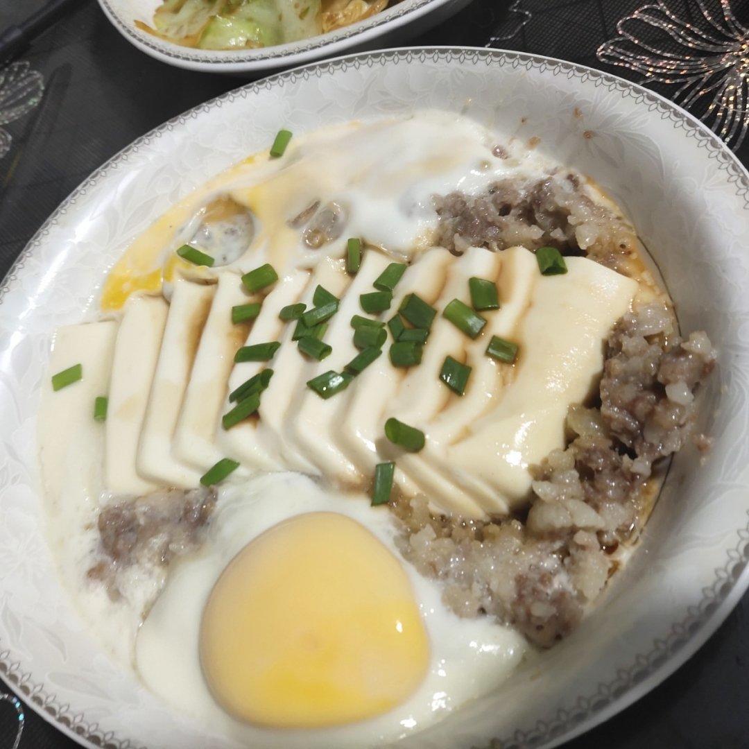 【豆腐肉糜抱蛋】肉饼蒸蛋的豪华做法，零难度！