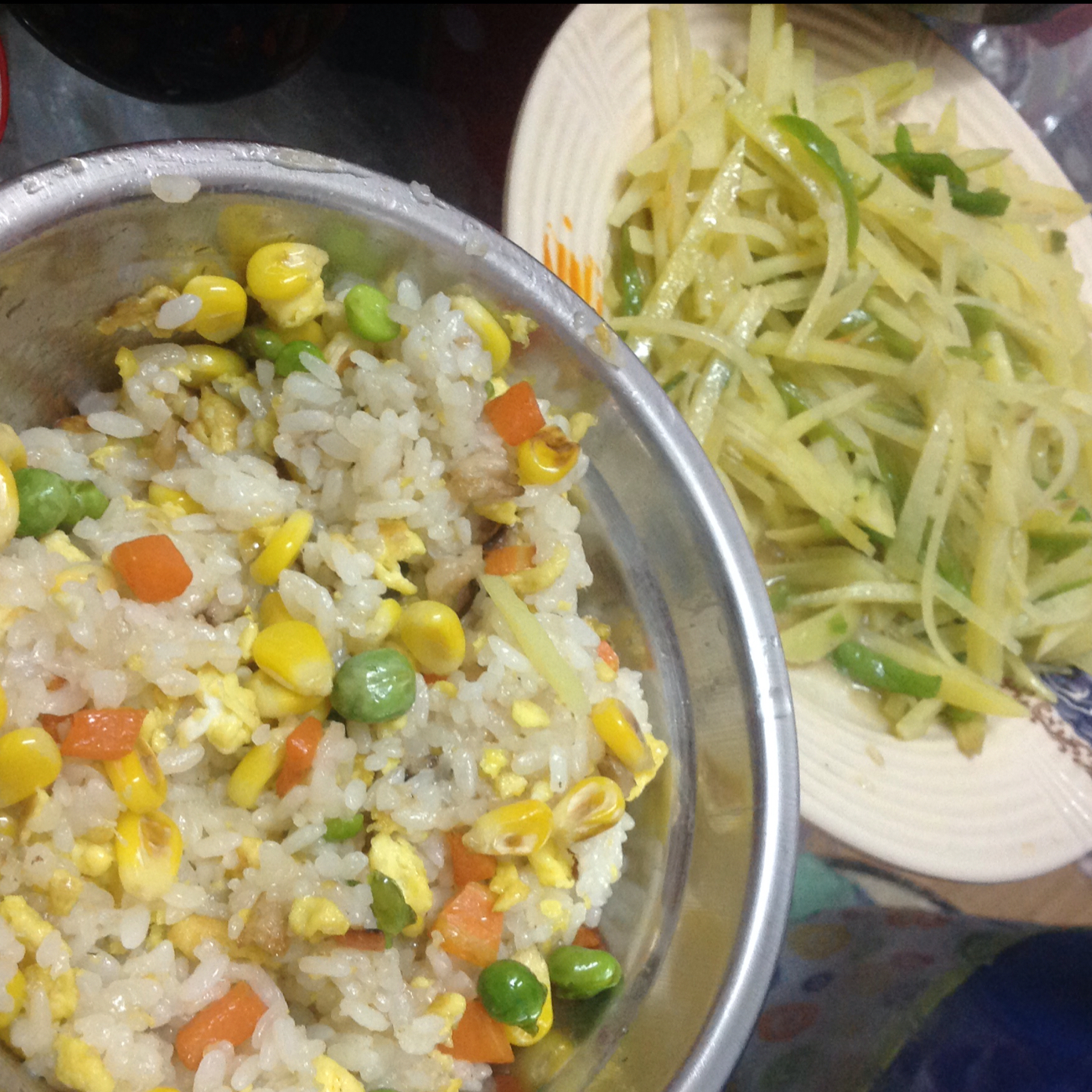 胡萝卜玉米炒黄瓜