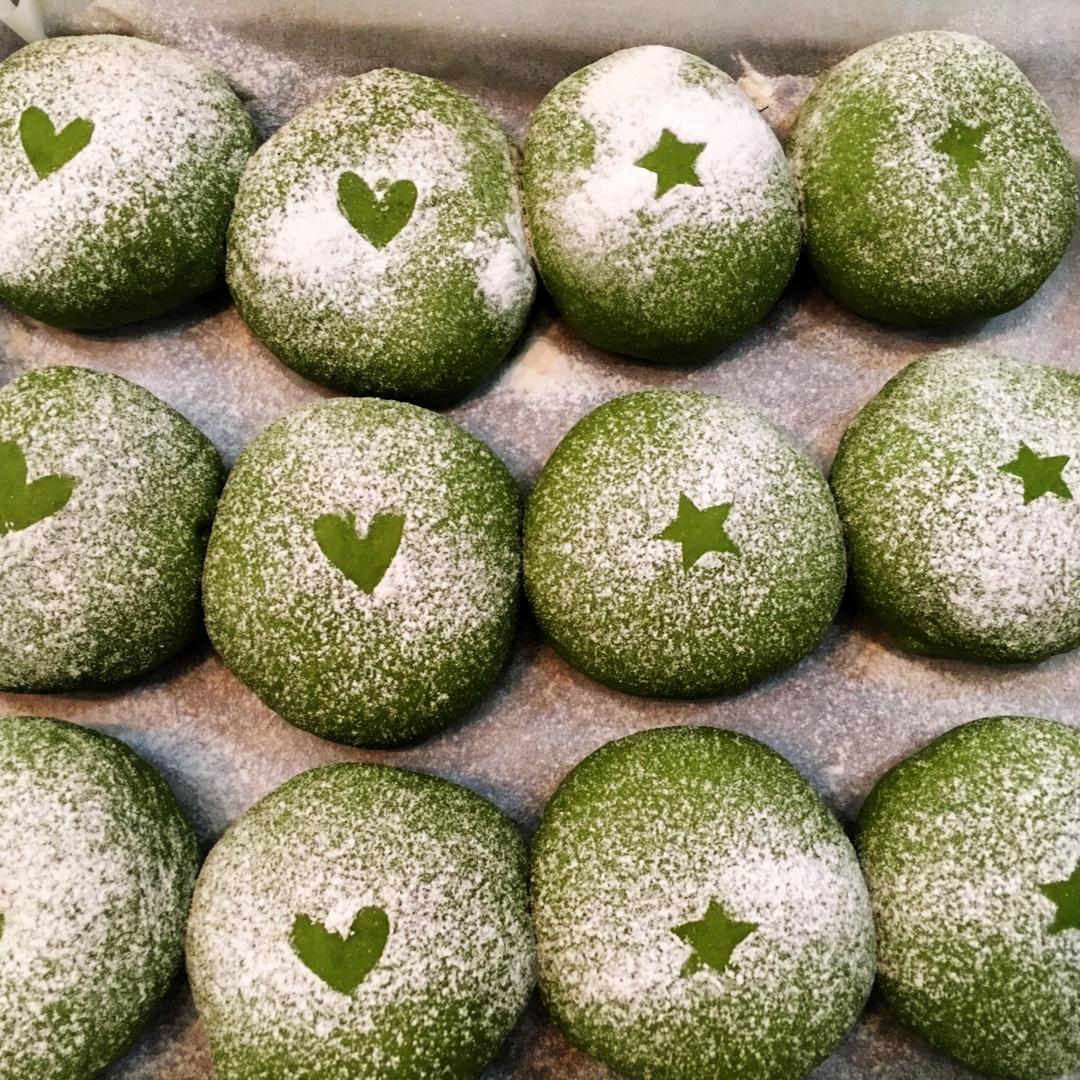 抹茶红豆软面包