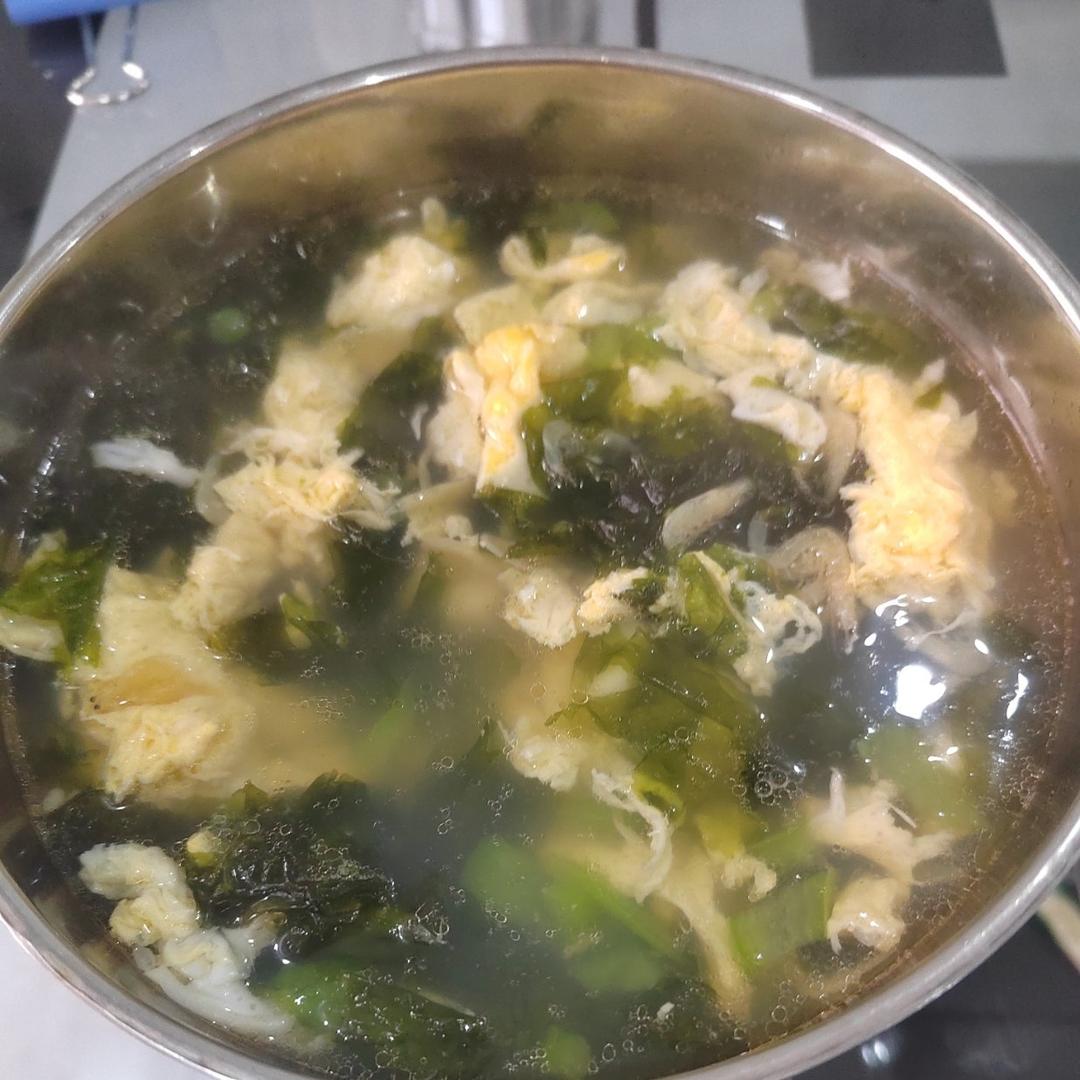 三分钟搞定的虾皮紫菜蛋花汤