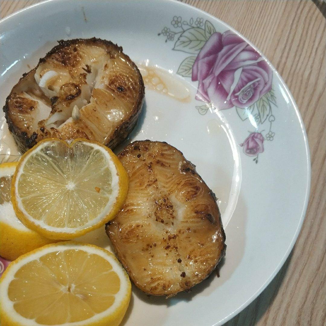 简单煎银鳕鱼