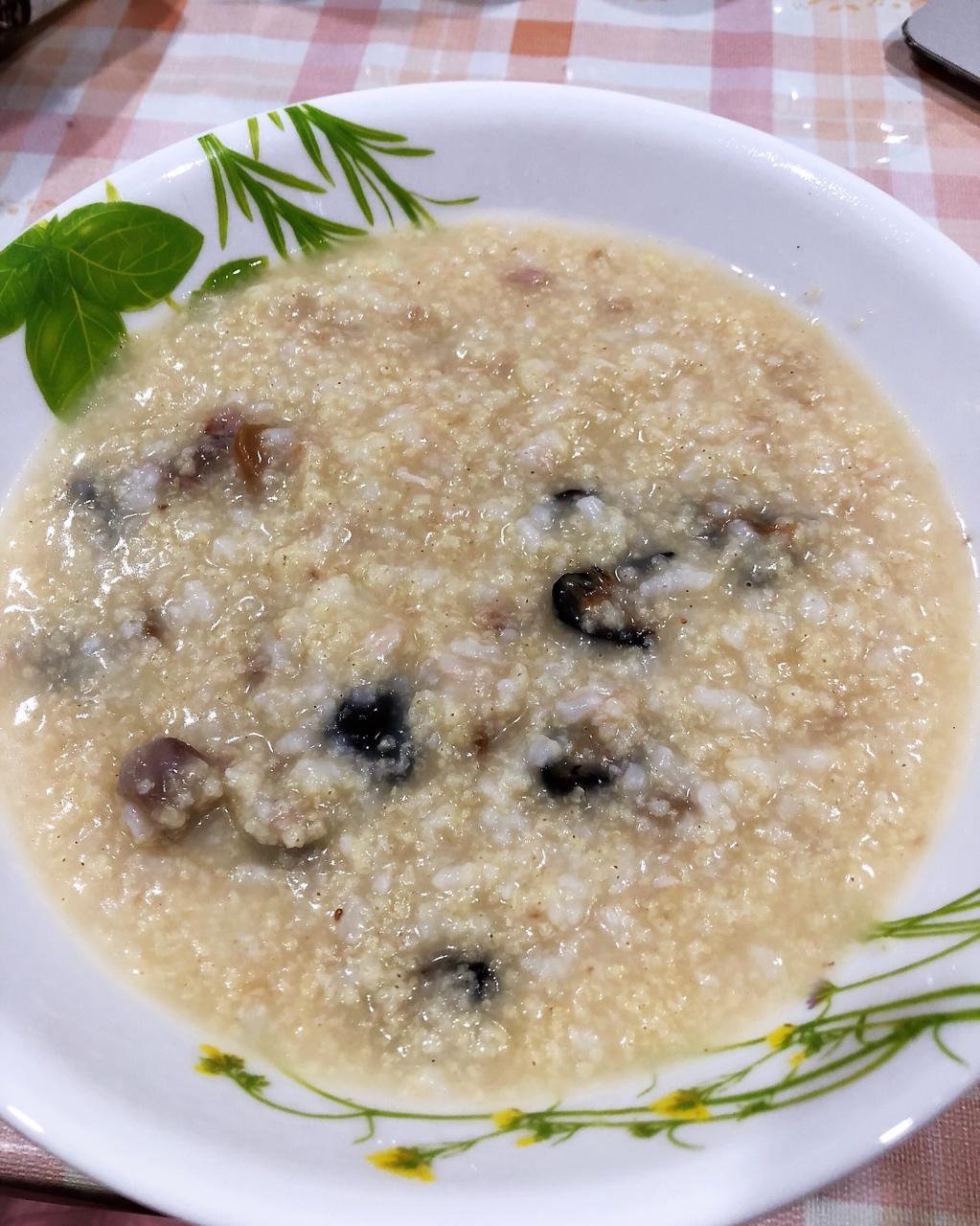 营养可口的——小米海参粥