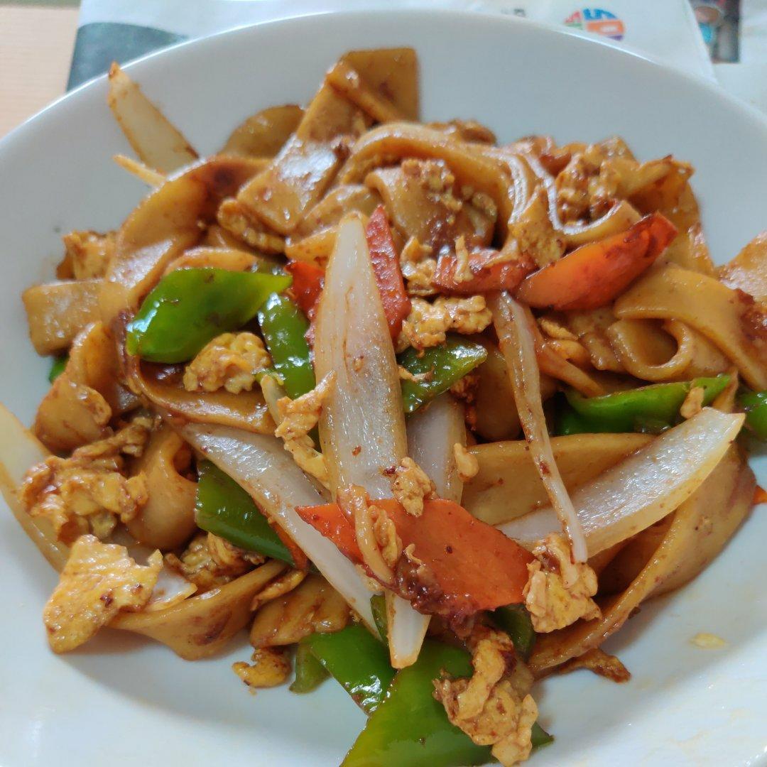 炒河粉