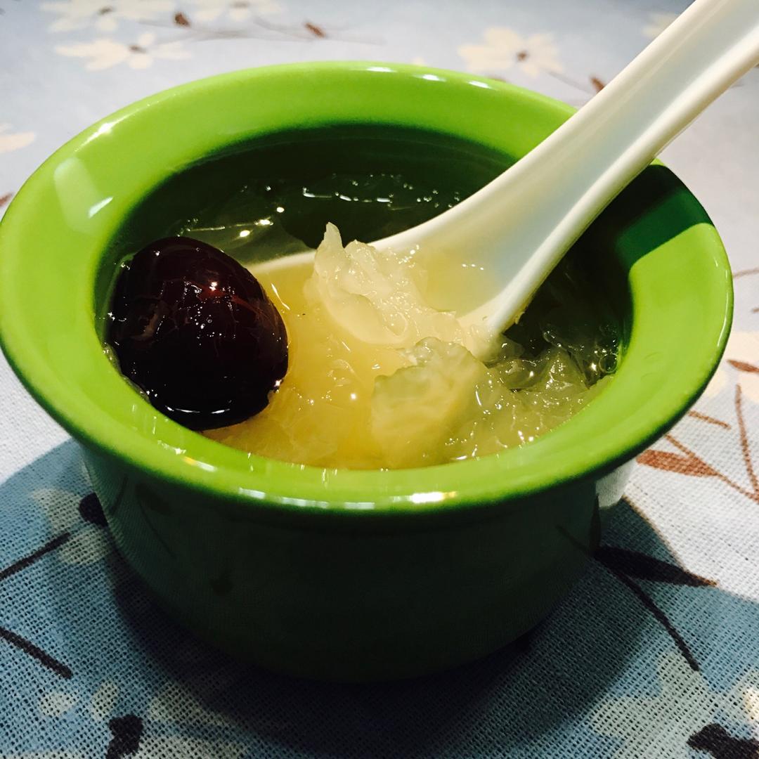 冰糖银耳梨汤