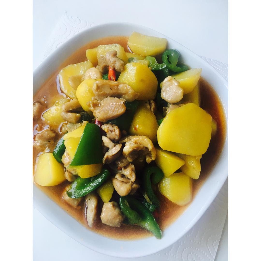 土豆烧鸡（非常下饭哦~）