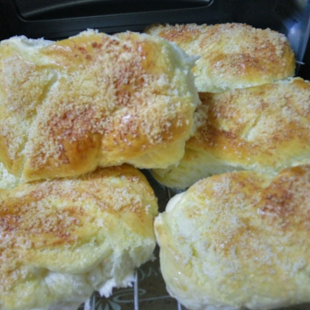 汤种椰蓉酥粒面包