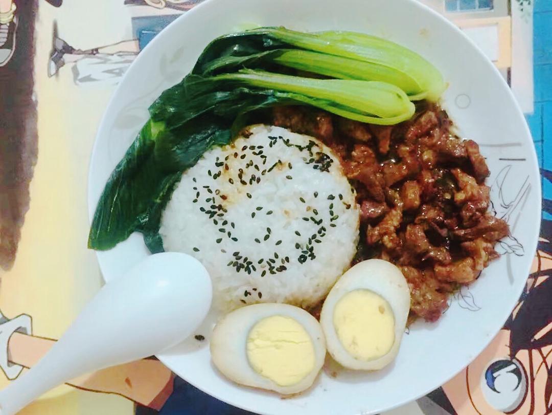 〖微调〗卤肉饭的做法