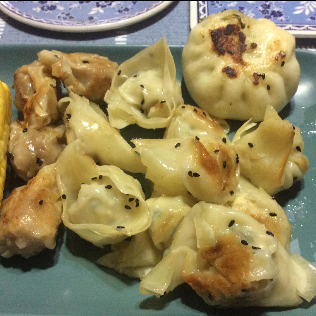 早餐来一锅香脆的生煎饺子
