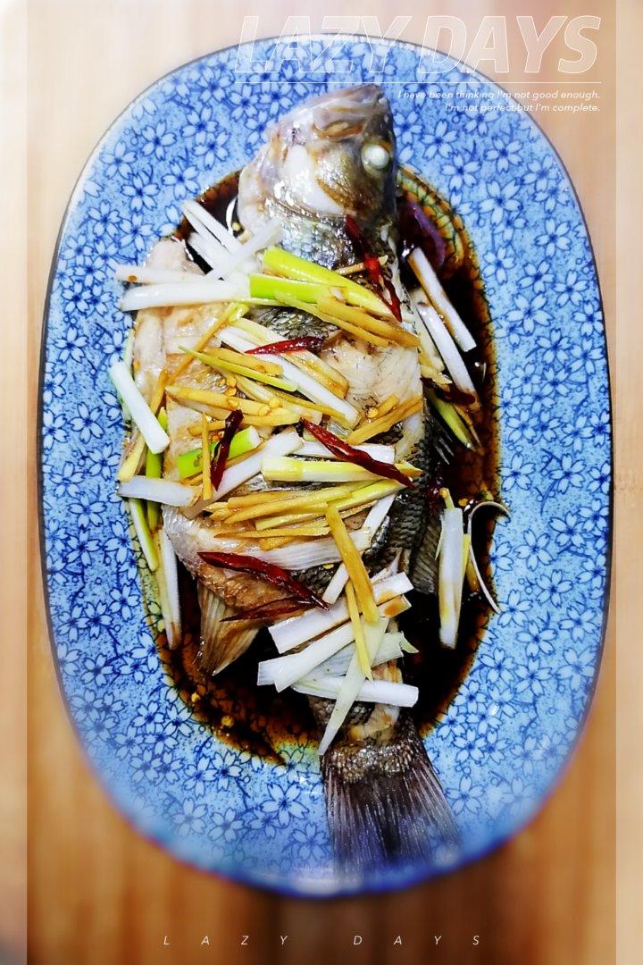 清蒸鲈鱼