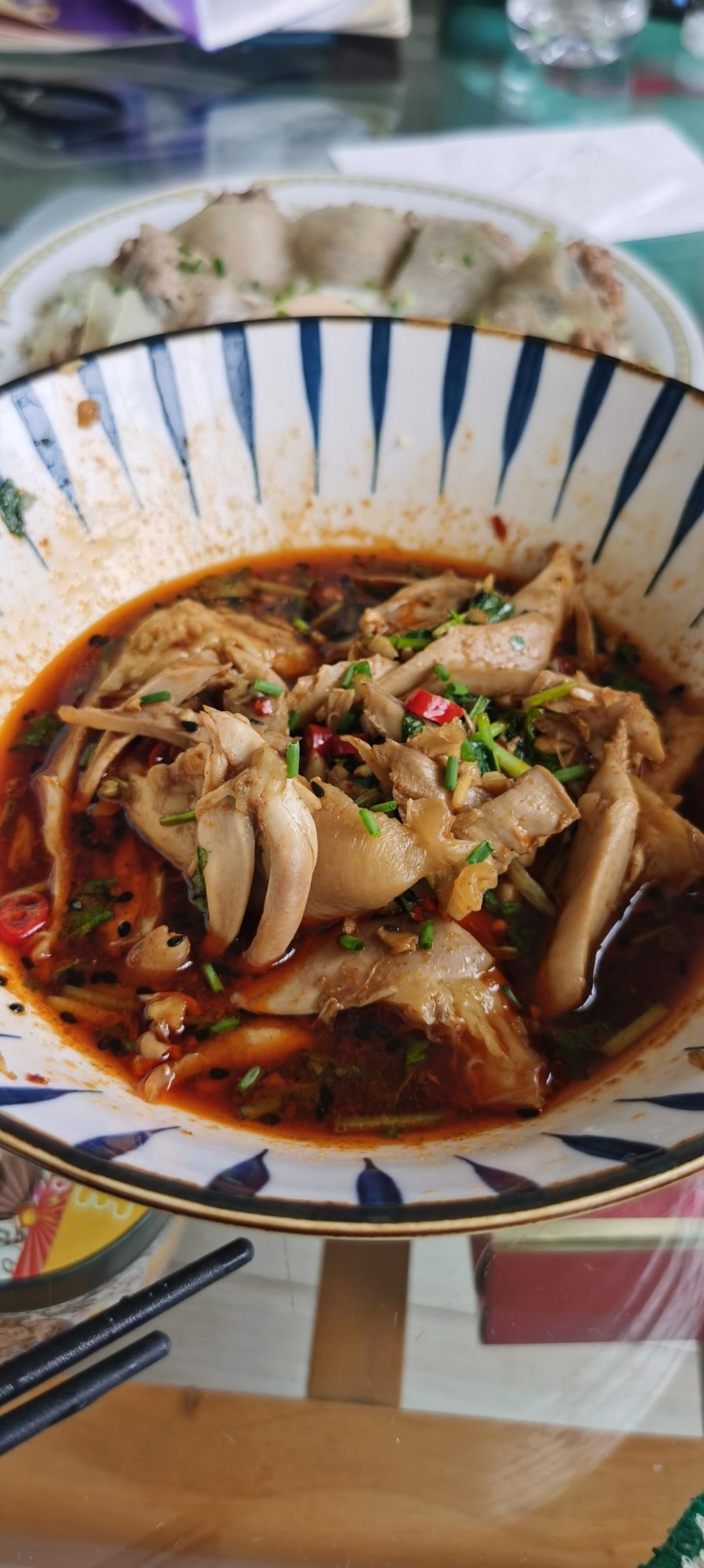 招牌口水鸡🐤（肉质是你想像不到的嫩🍗）