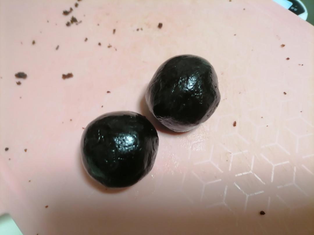 红豆沙馅，入口即化，古法制作无须机器