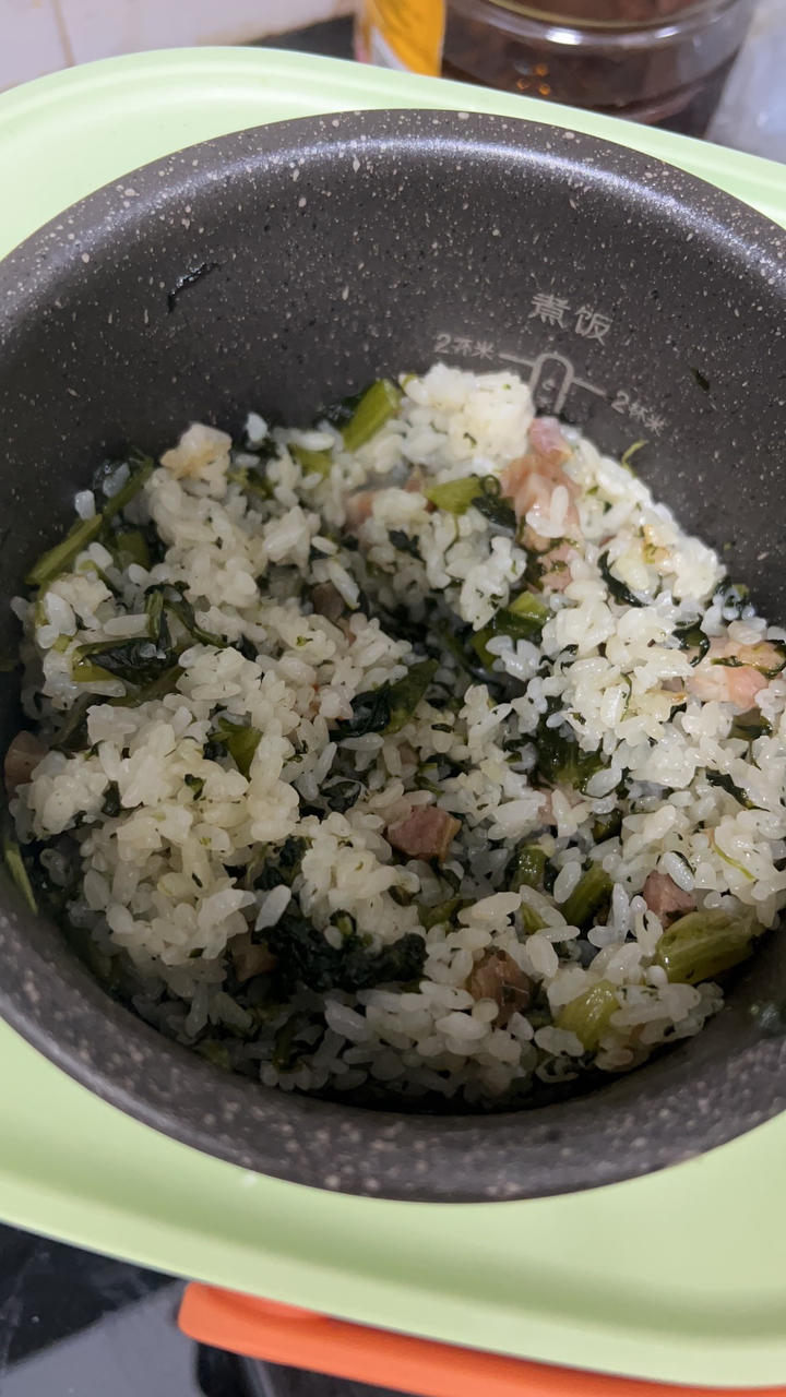 最简便的咸肉菜饭(电饭锅做)