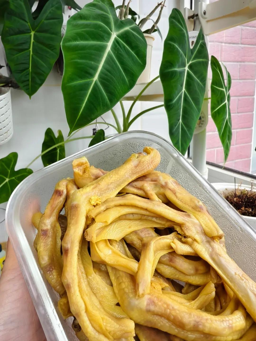 盐焗鸡爪(比外面卖的还好吃)