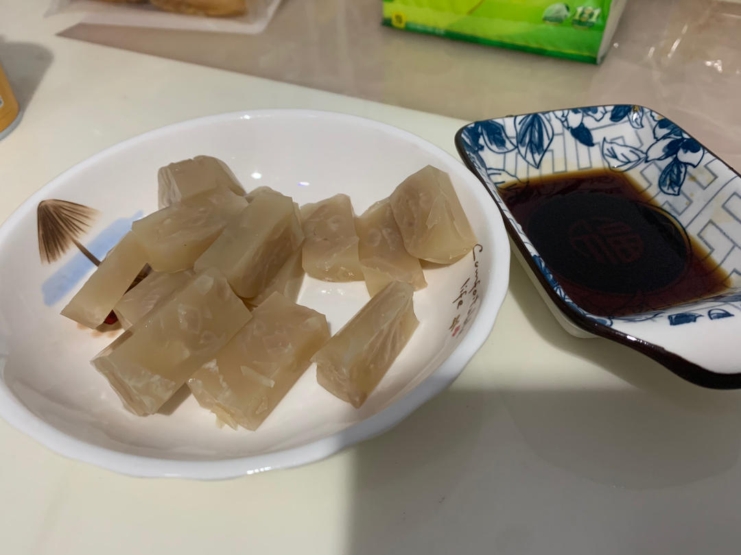 水晶肉皮冻