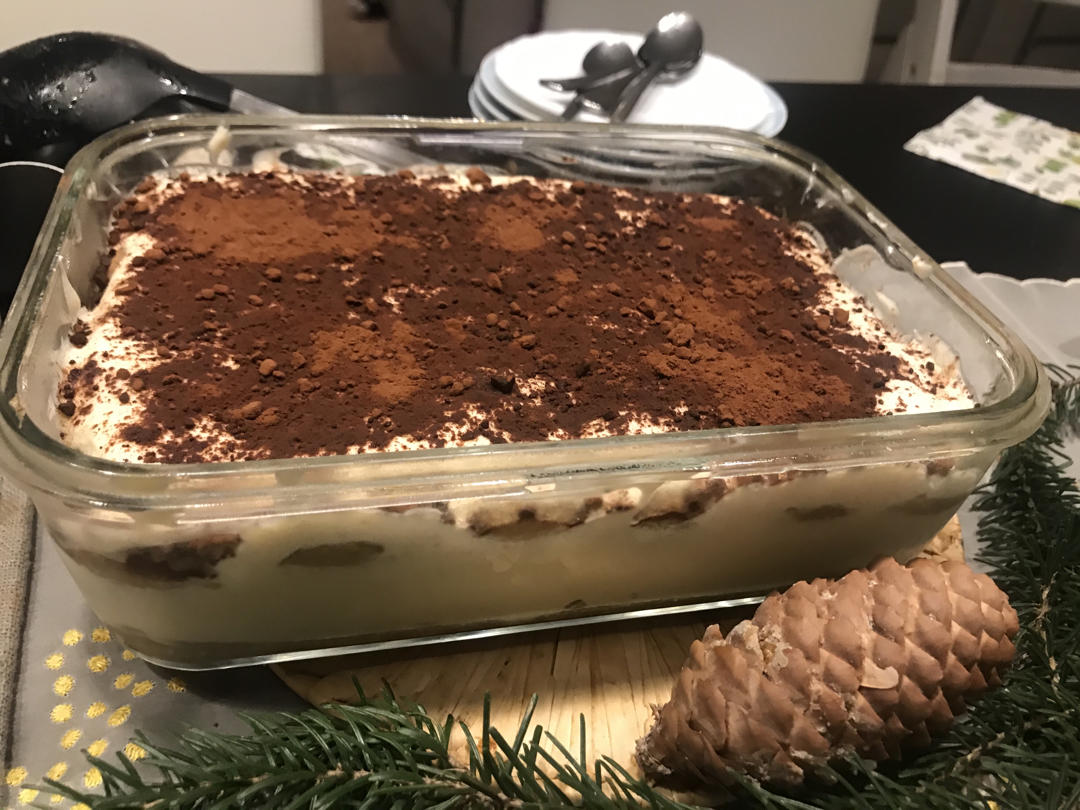 在欧洲学会的经典版提拉米苏