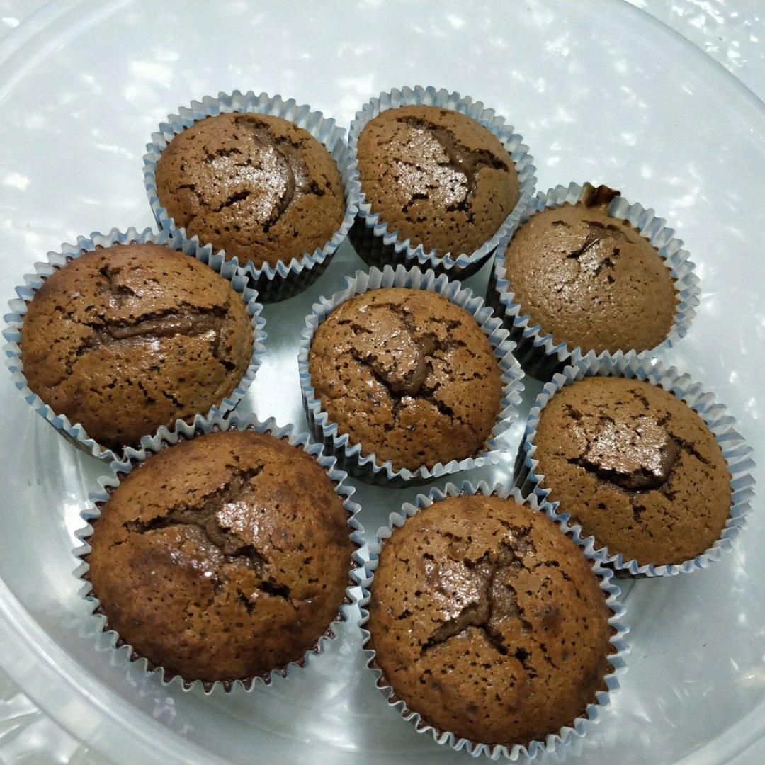 给妹子群的巧克力熔岩蛋糕