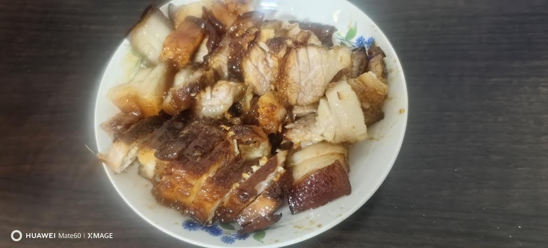 传统家乡卤味（卤五花肉、鸡爪、鸭胗等）