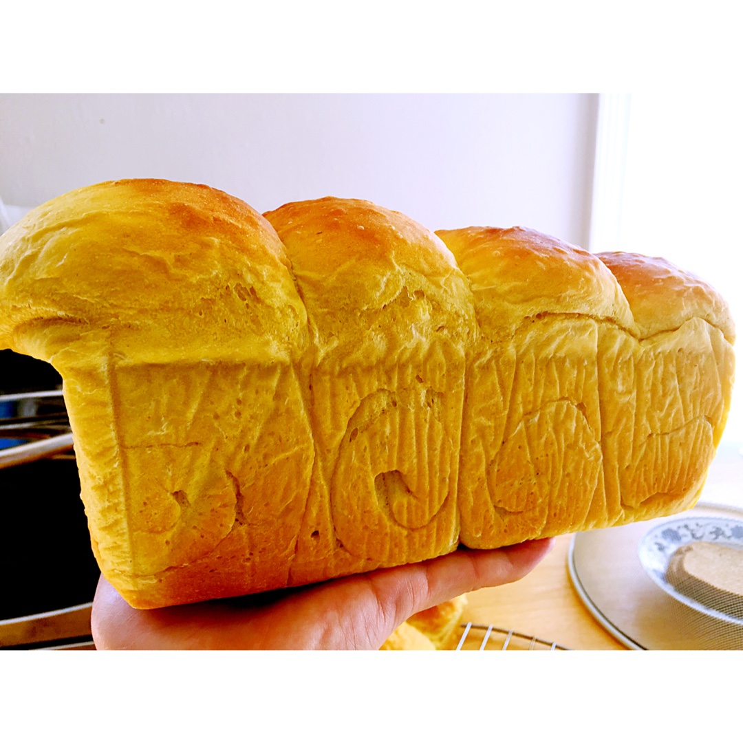 南瓜奶香吐司