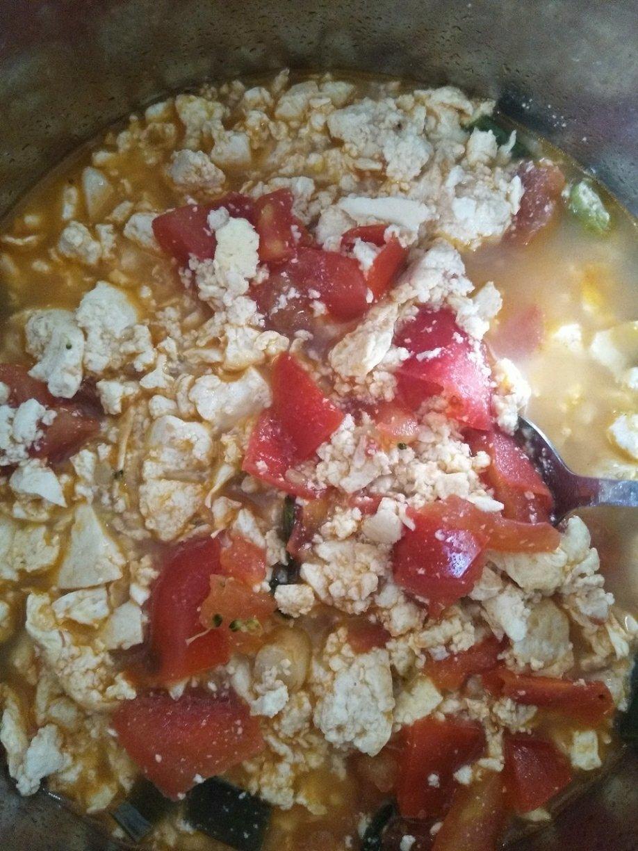 鸡蛋西红柿豆腐羹