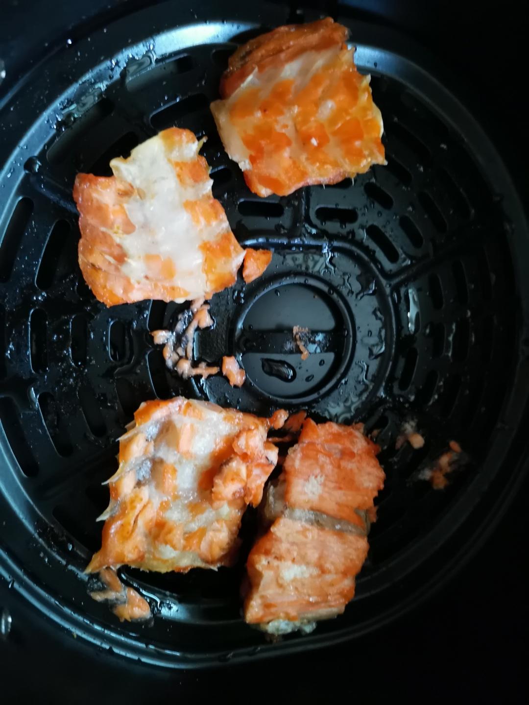 空气炸锅三文鱼骨，太香了！！！