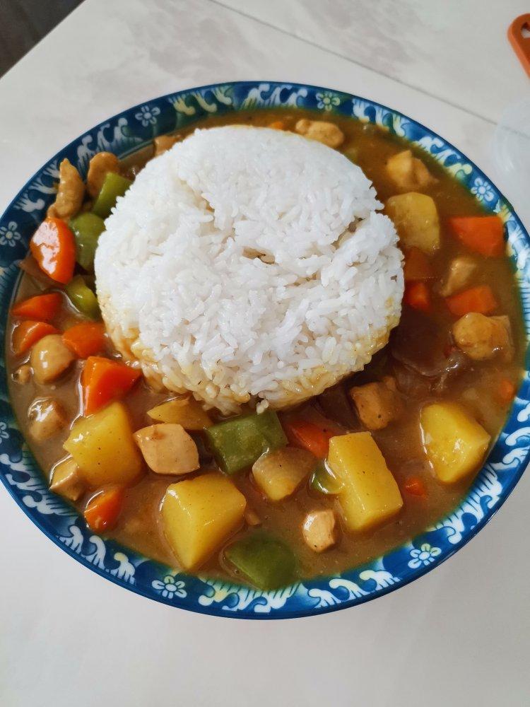 咖喱鸡肉饭