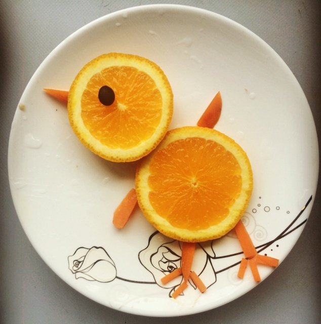 可爱小鸡水果拼盘