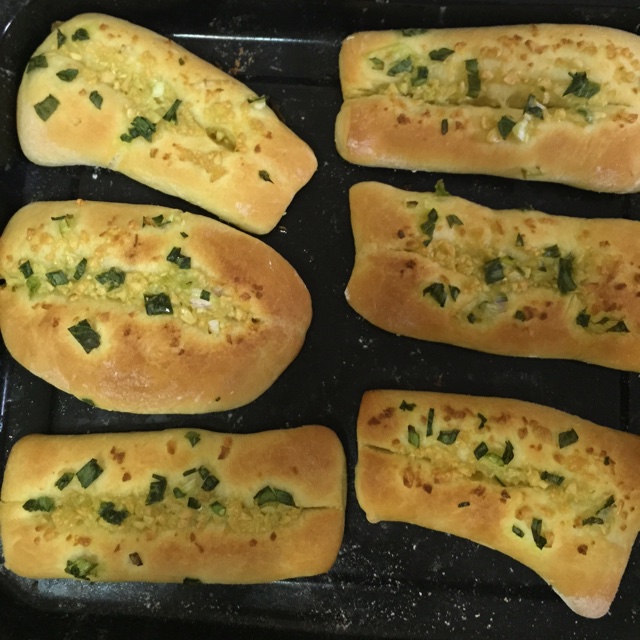 蒜香面包