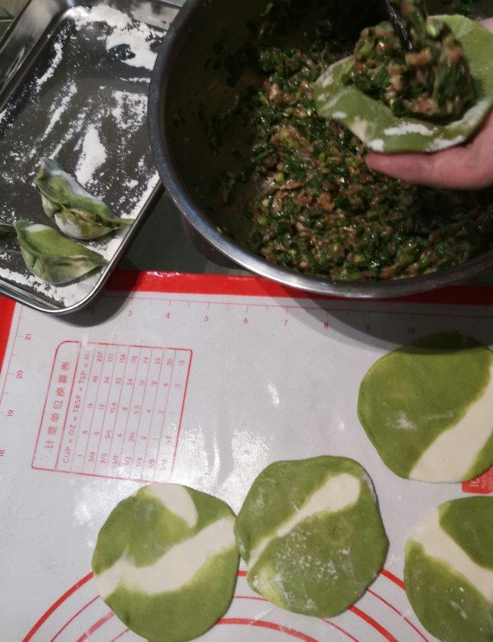 翡翠白玉白菜饺子详细版（附翡翠白玉白菜饺子包法，翡翠白玉饺子皮两种制法，面包机和面，翡翠白玉烧卖，各种馅料搭配）
