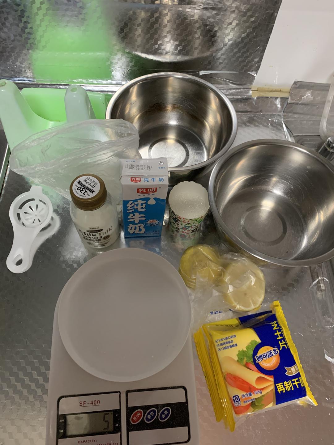 纯奶手撕吐司的做法 步骤1